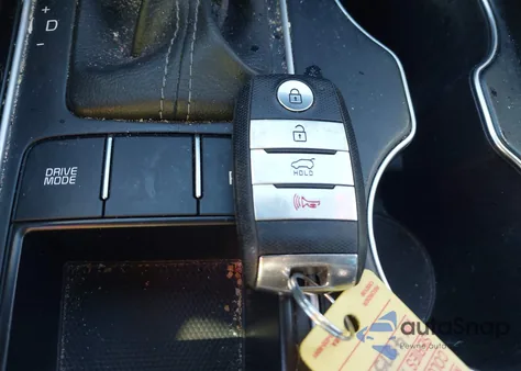 2018 Kia Sorento 3.3L Ex from USA, damaged, VIN 5XYPH4A5XJG407599